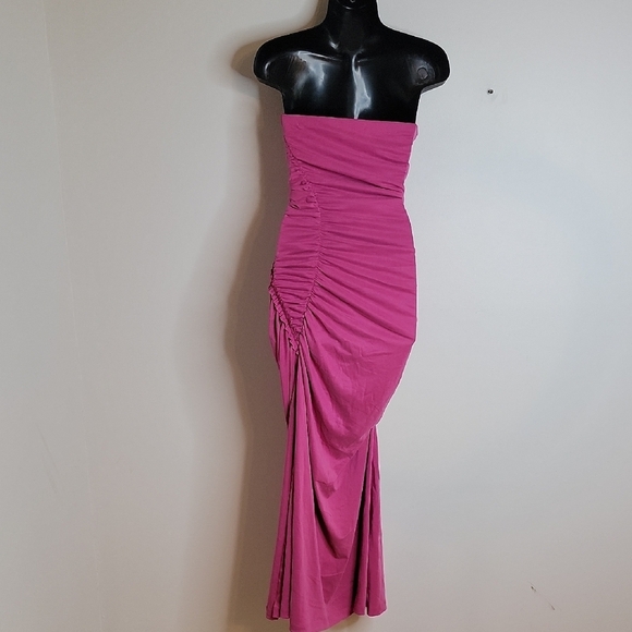 Anthropolgie Strapless Magenta Dress Size Xsmall - Picture 4 of 6